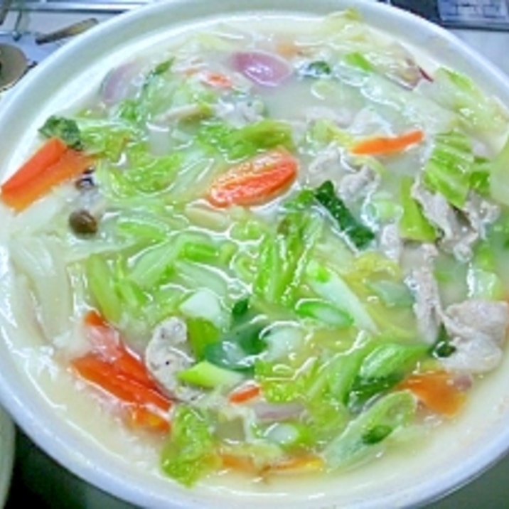 我が家の煮込みラーメン鍋 レシピ 作り方 By Marie 777 楽天レシピ